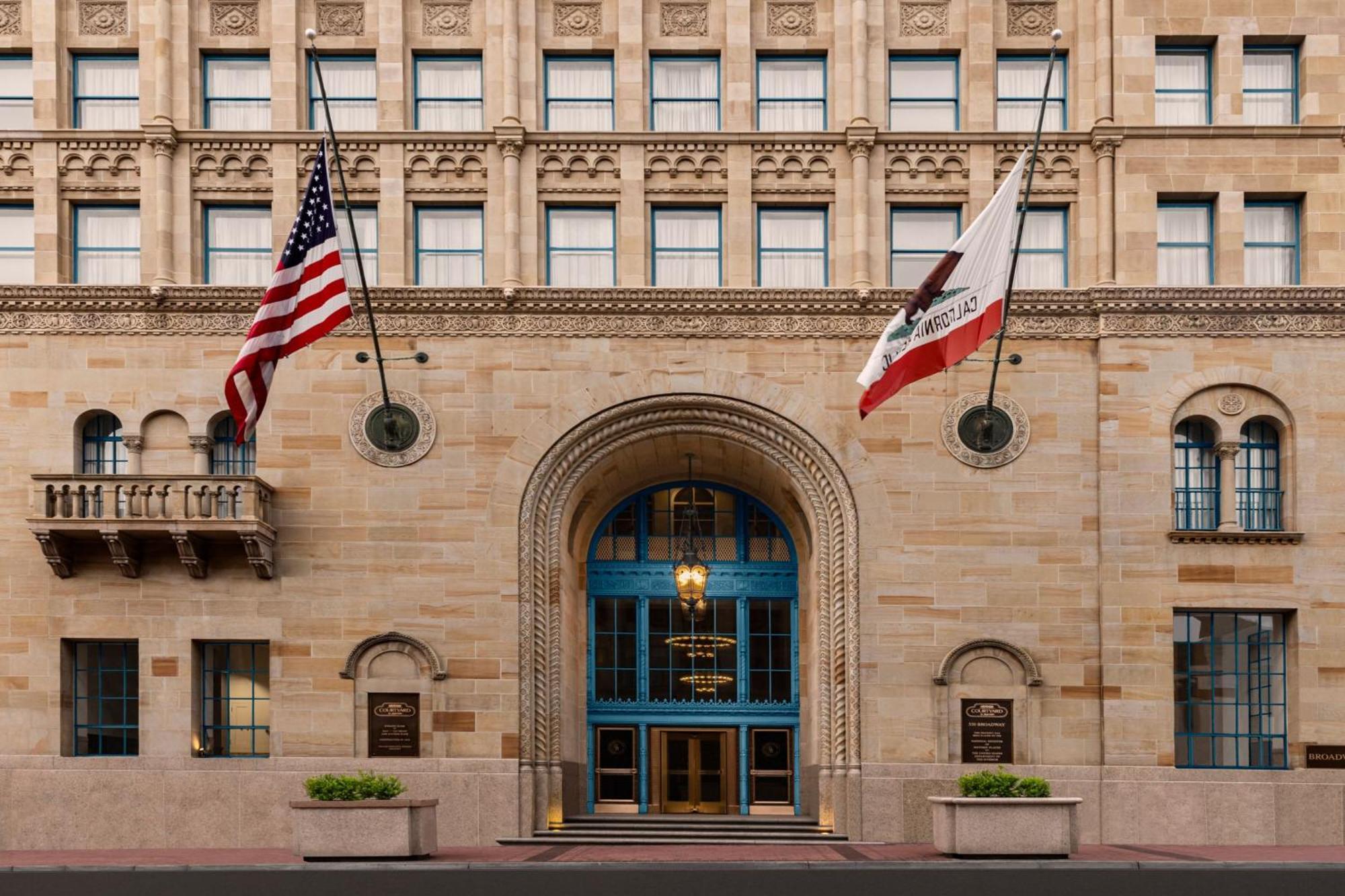Courtyard By Marriott San Diego Downtown Exterior foto